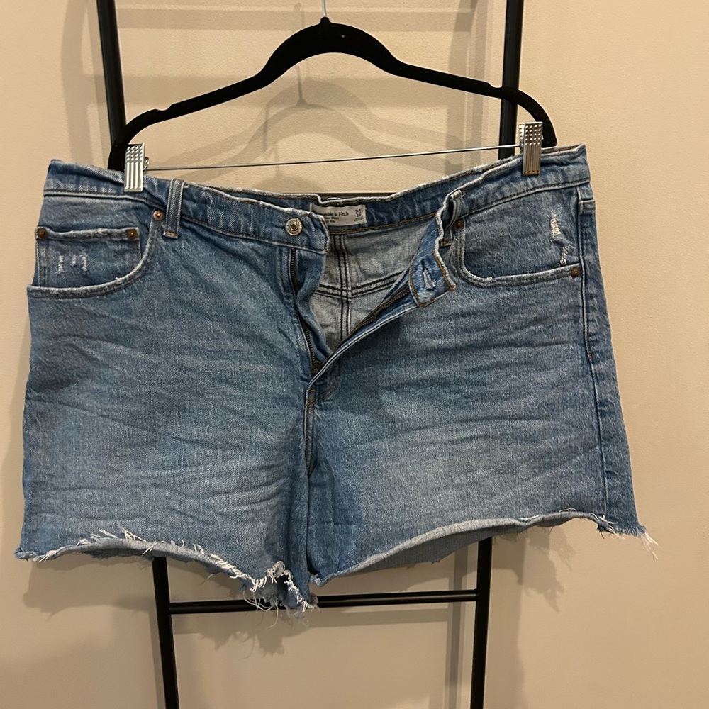 Abercrombie & Fitch Dad Short